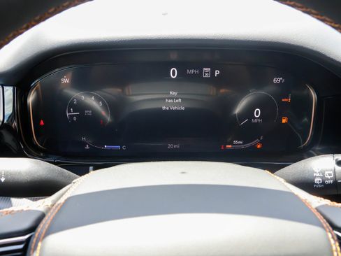New 2026 Jeep Grand Wagoneer Summit AWD/4WD image 31