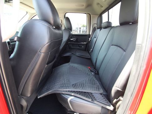 Used 2018 RAM 1500 Laramie AWD/4WD image 7