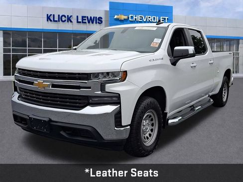 Used 2019 Chevrolet Silverado 1500 LT w/ Convenience Package AWD/4WD image 3