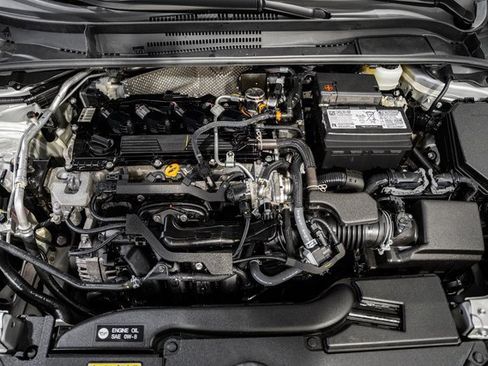 Used 2024 Toyota Corolla LE image 14