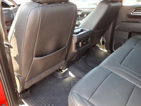Used 2024 Chevrolet Silverado 1500 LT Trail Boss w/ Convenience Package II AWD/4WD image 14