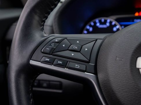 Used 2020 Nissan Sentra SV image 23