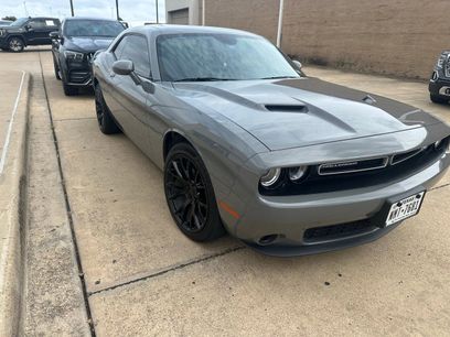 Used 2019 Dodge Challenger SXT