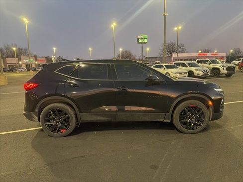 Used 2023 Chevrolet Blazer LT image 9