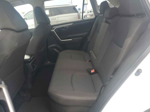 Used 2025 Toyota RAV4 LE AWD/4WD image 14