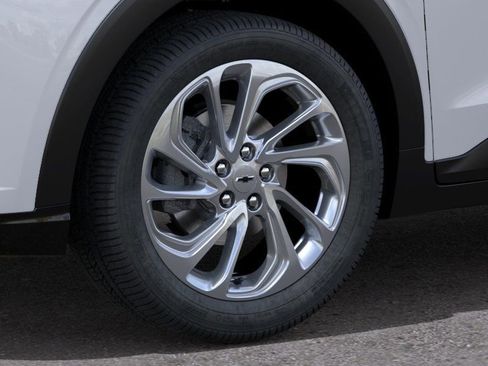 New 2027 Chevrolet Bolt LT image 9