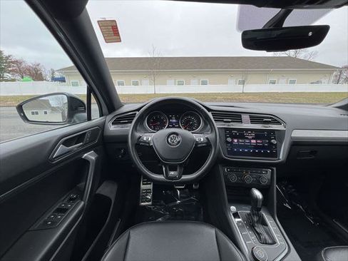 Used 2021 Volkswagen Tiguan SE R-Line image 14