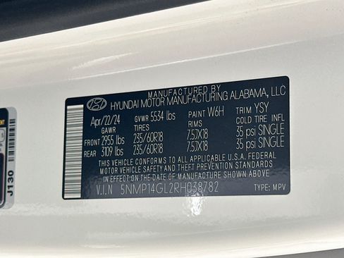Used 2024 Hyundai Santa Fe SE FWD image 12