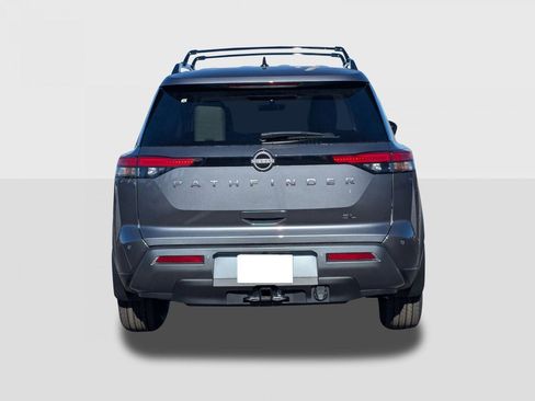New 2026 Nissan Pathfinder SL FWD image 4