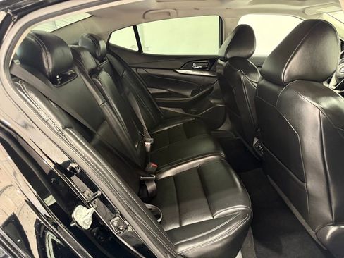 Used 2020 Nissan Maxima 3.5 SL FWD image 25