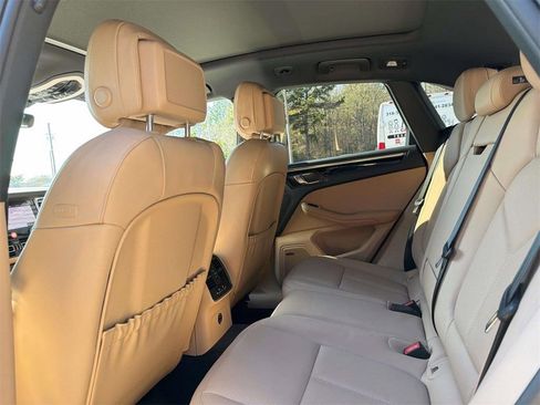 Certified 2025 Porsche Macan Base image 28