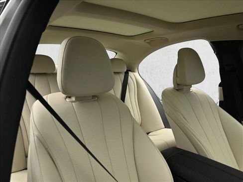 Certified 2026 Mercedes-Benz E 350 4MATIC Sedan image 27