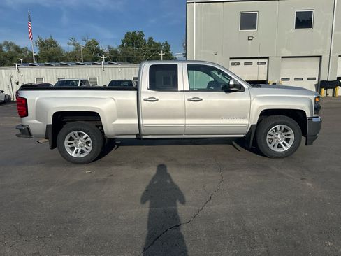 Used 2019 Chevrolet Silverado 1500 LT w/ All Star Edition RWD image 2