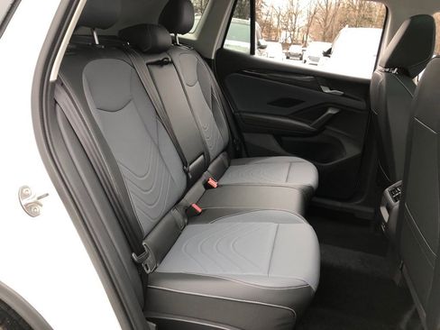 New 2026 Volkswagen Tiguan SE AWD/4WD image 34