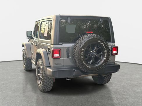 Used 2021 Jeep Wrangler Willys image 7