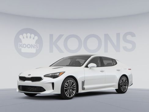 Used 2018 Kia Stinger Premium RWD image 1