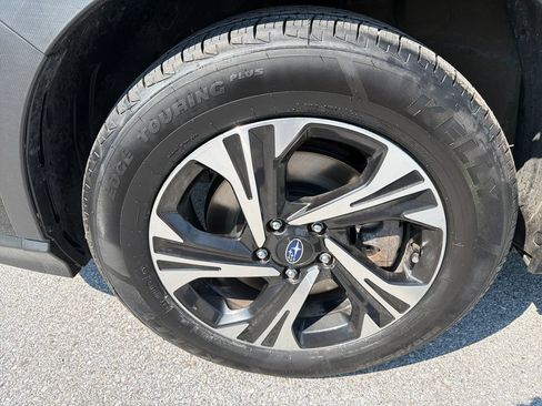 Certified 2024 Subaru Crosstrek 2.0i Premium AWD/4WD image 10