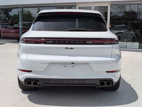 New 2026 Porsche Cayenne Turbo AWD/4WD image 10