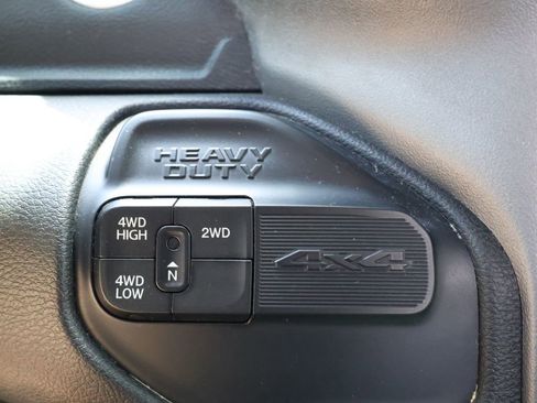 Used 2022 RAM 2500 Big Horn AWD/4WD image 18