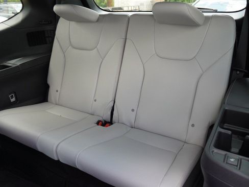 Used 2025 Lexus TX 350 AWD w/ Technology Package image 15