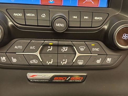Used 2019 Chevrolet Corvette Z06 image 21