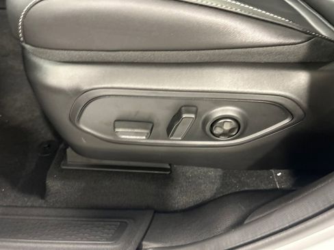 New 2025 Jeep Grand Cherokee Limited image 17