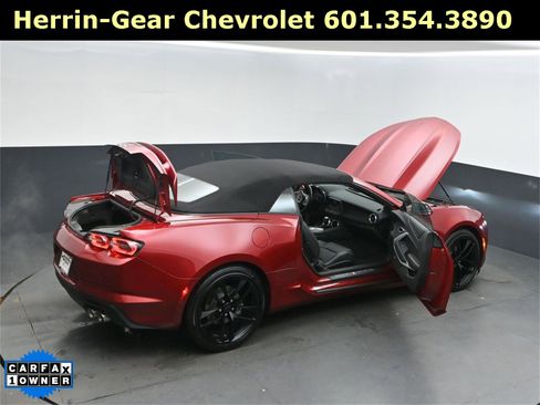 Used 2023 Chevrolet Camaro LT w/ RS Package image 43