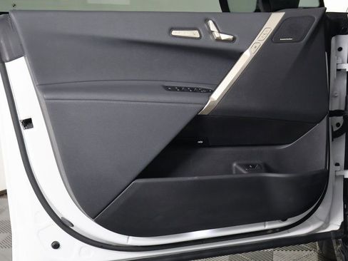 Used 2024 BMW iX xDrive50 w/ Sport Package image 12