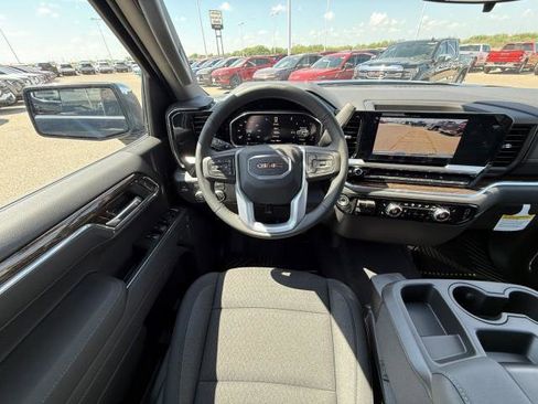 New 2026 GMC Sierra 1500 SLE image 22