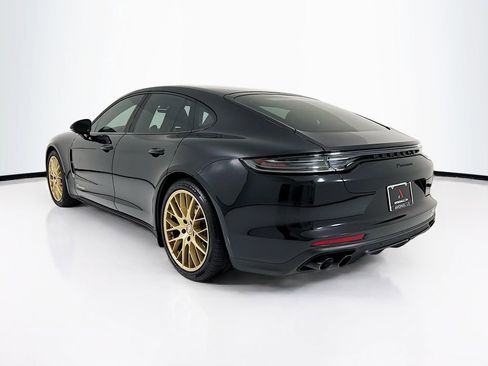 Certified 2023 Porsche Panamera Platinum Edition image 3