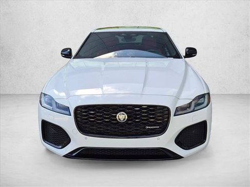 Used 2024 Jaguar XF R-Dynamic SE AWD/4WD image 2