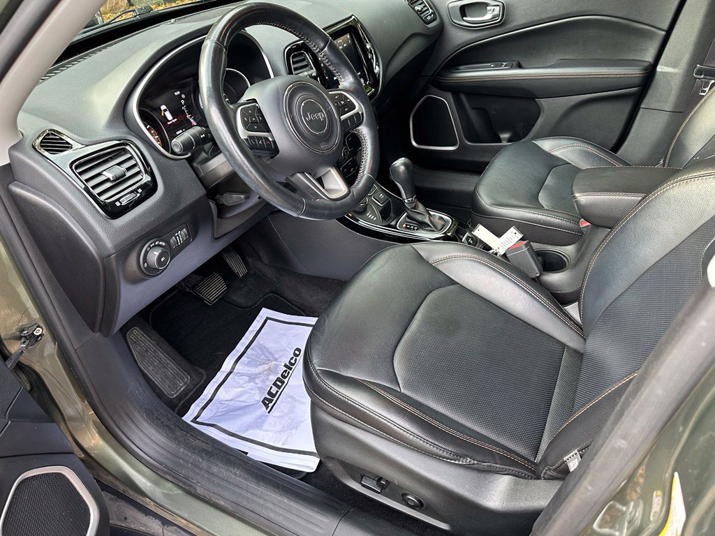 Used 2019 Jeep Compass Limited AWD/4WD image 9