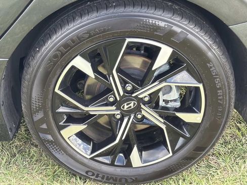 Used 2025 Hyundai Sonata SEL image 16