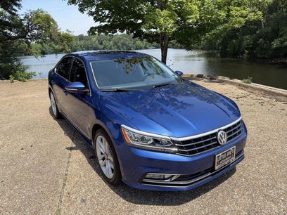 Used 2017 Volkswagen Passat 1.8T SE