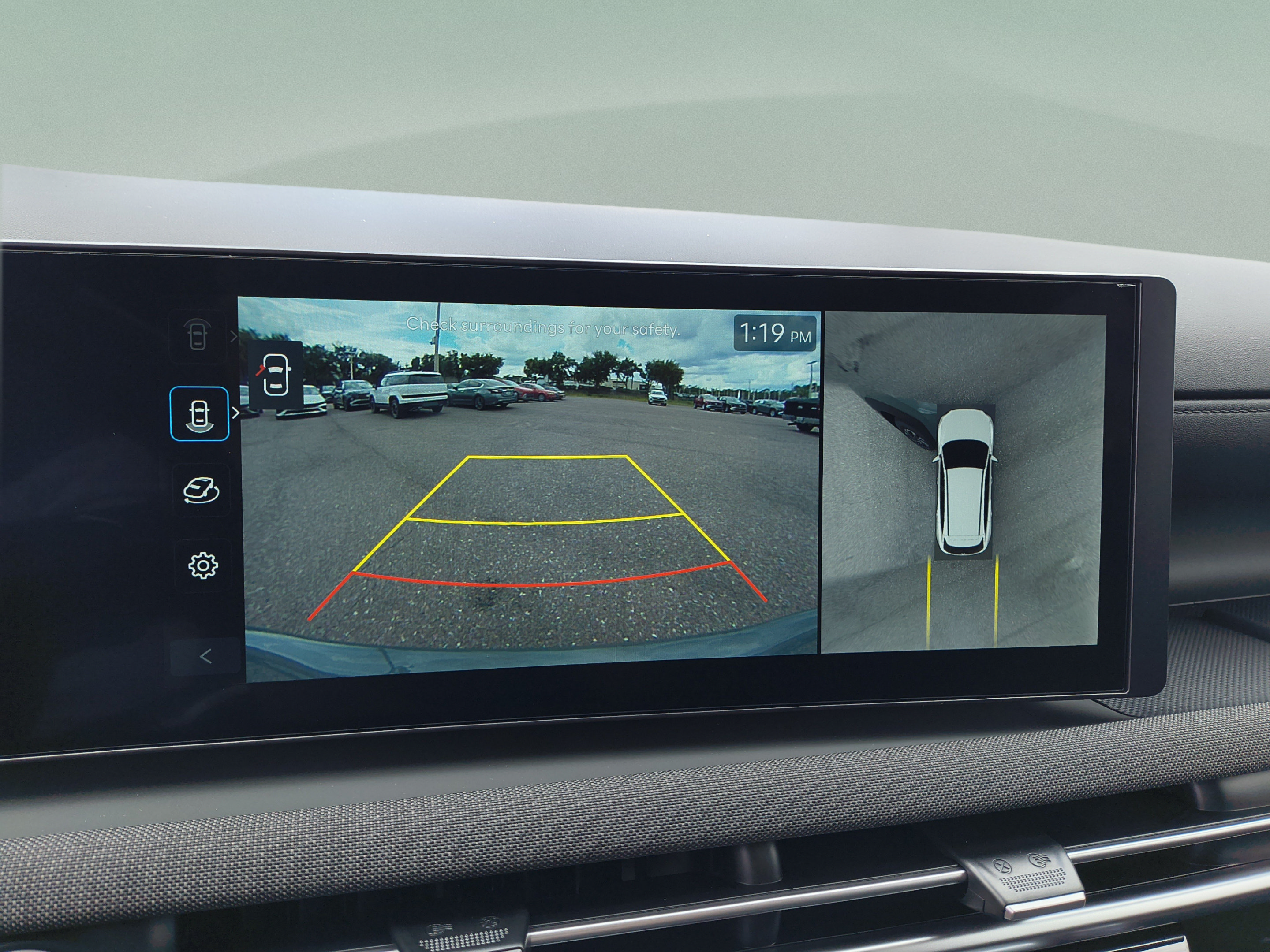 New 2026 Hyundai Tucson Limited FWD image 24