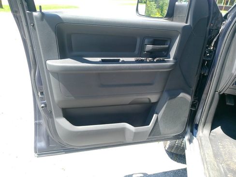 Used 2012 RAM 2500 ST w/ Chrome Appearance Group AWD/4WD image 36