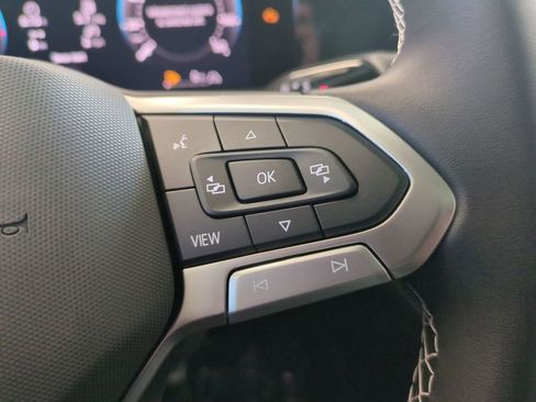 New 2026 Volkswagen Tiguan SE AWD/4WD image 19