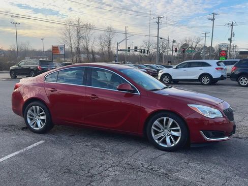 Used 2014 Buick Regal image 2