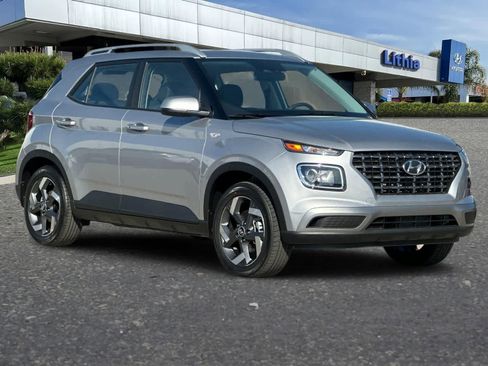 New 2026 Hyundai Venue SEL image 8