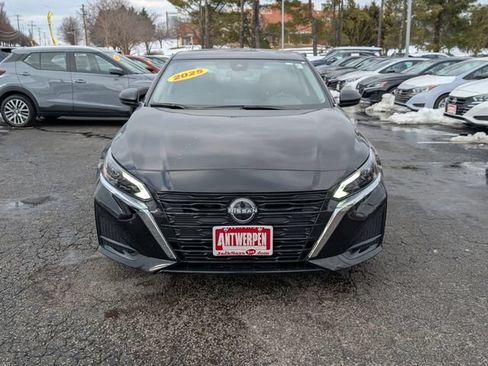Certified 2025 Nissan Altima 2.5 S FWD image 8