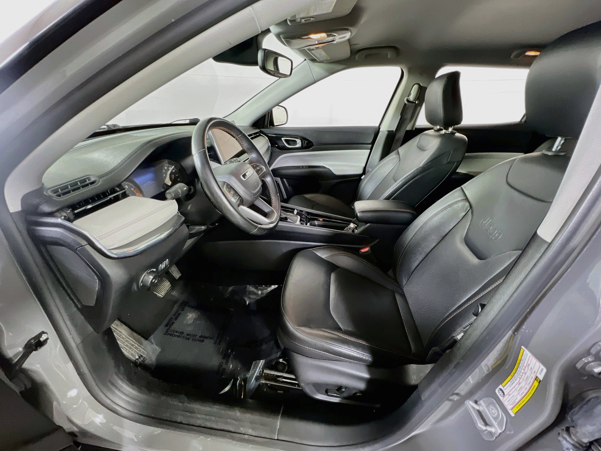 Used 2022 Jeep Compass Limited AWD/4WD image 19