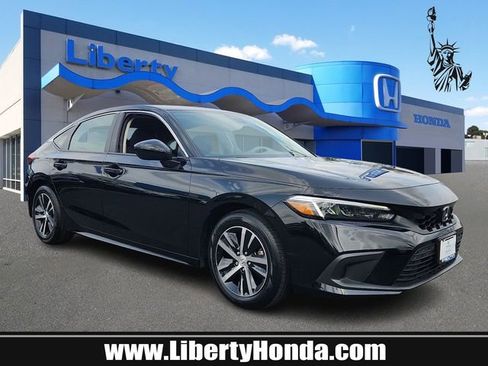 Used 2023 Honda Civic LX image 1