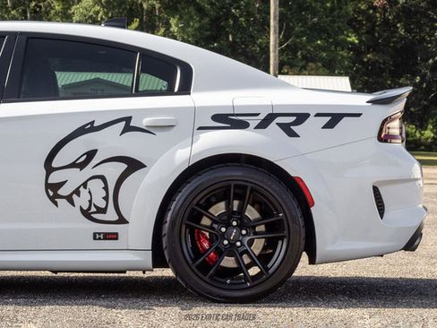 Used 2021 Dodge Charger SRT Hellcat w/ Harman/Kardon Audio Group RWD image 5