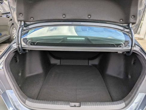 Used 2025 Honda Accord LX image 29