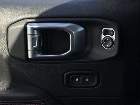 Used 2024 Jeep Gladiator Rubicon image 22