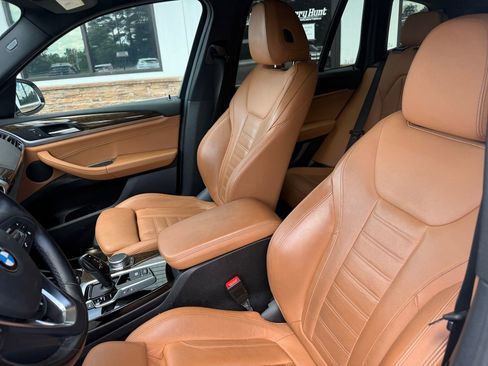 Used 2019 BMW X3 xDrive30i w/ Premium Package AWD/4WD image 3