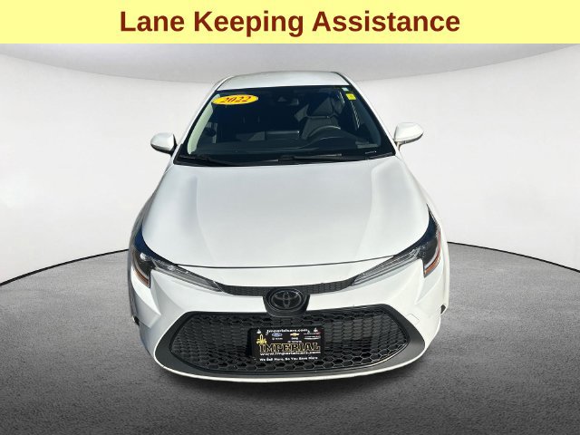 Used 2022 Toyota Corolla LE FWD image 4