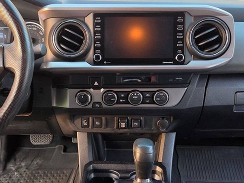 Used 2021 Toyota Tacoma SR5 w/ Technology Package AWD/4WD image 9