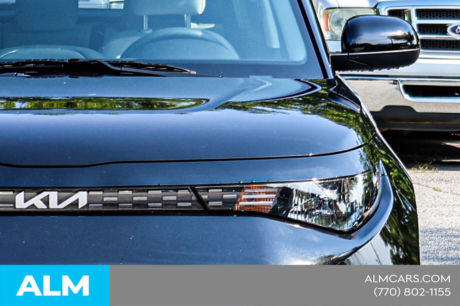 Used 2025 Kia Soul LX w/ LX Technology Package FWD image 14