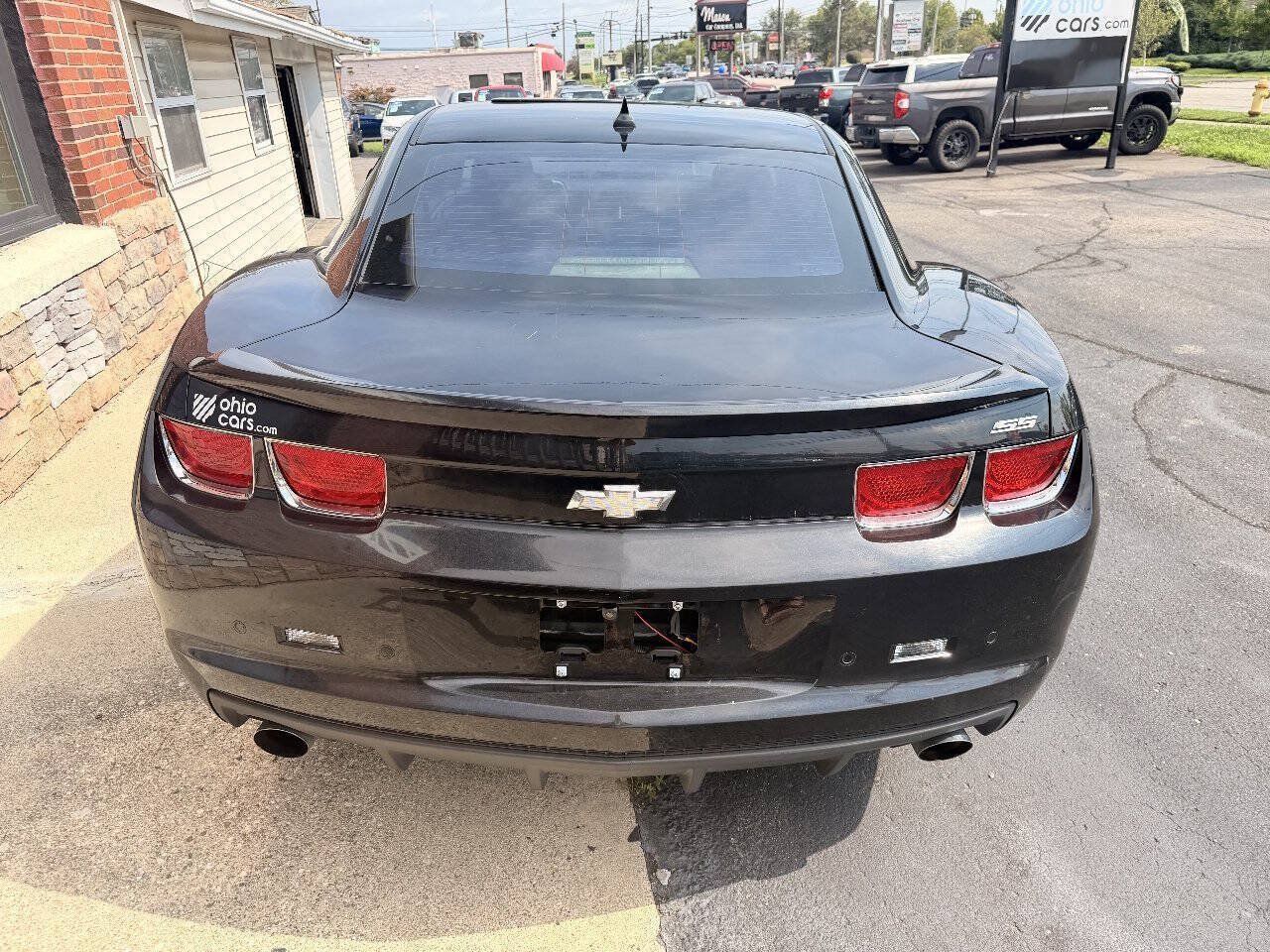 Used 2010 Chevrolet Camaro SS RWD image 6